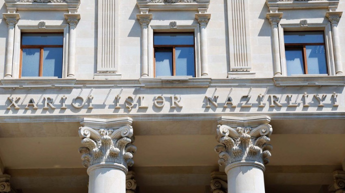 Rəsmi Bakı Ermənistana çağırış edib 