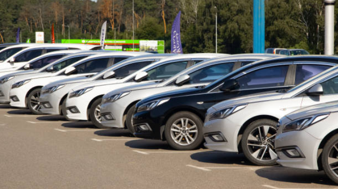 FHN-in avtomobilləri hərracda 25% daha bahaya satıldı - DETALLAR 