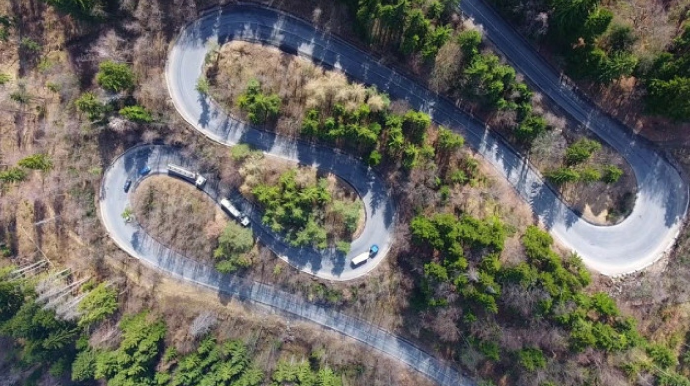 "Müzakirə olunan variant bizə 45 km-ə qədər yol verəcək" - Erməni deputat 