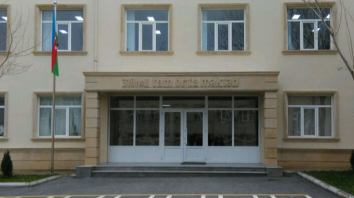 Daha bir məktəb QALMAQALI:  Müəllim dördüncü sinif şagirdini döydü - İDDİA   - YENİLƏNİB