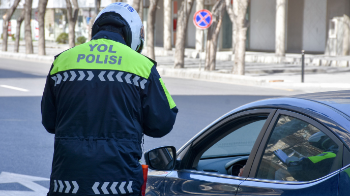 Yol polisi səhhətində ciddi problemlər olan sürücülərə müraciət edib