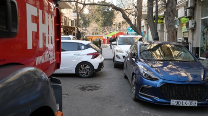 "Tarqovı"da parklanma xaosu - Yanğınsöndürənlər hadisə yerənə çata bilmədi - VİDEO   
