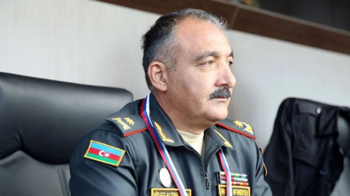 Quru Qoşunları komandanına general-leytenant rütbəsi verilib 