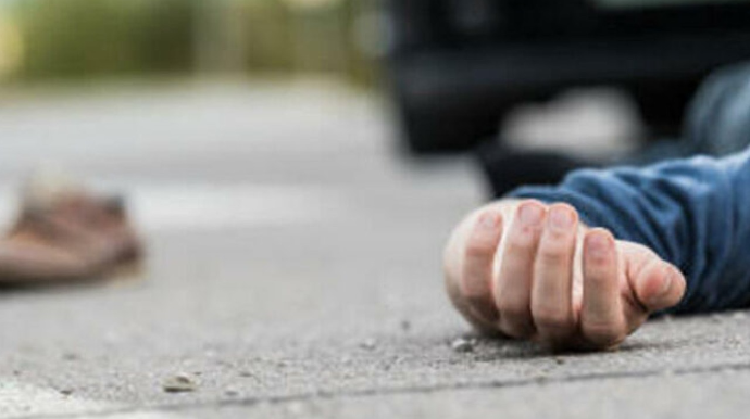 Gəncədə avtomobil piyadanı vurub 