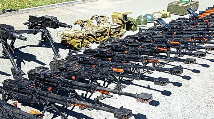 Xocalıda müsadirə edilən silah və sursat - VİDEO