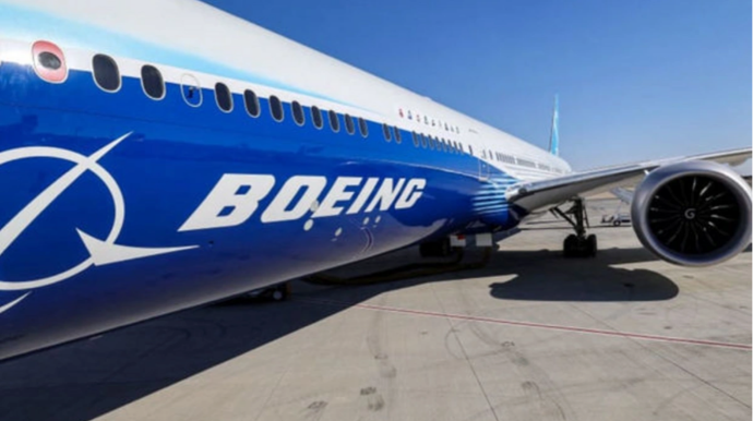 Uçuş bələdçiləri "Boeing"i məhkəməyə verdilər