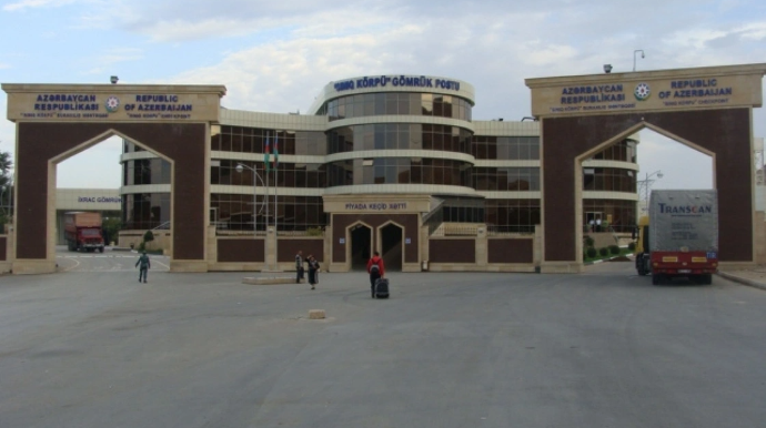 Yarım milyonluq dərman və siqaret qaçaqmalçılığı: Dəstə ifşa olundu, cəza verildi