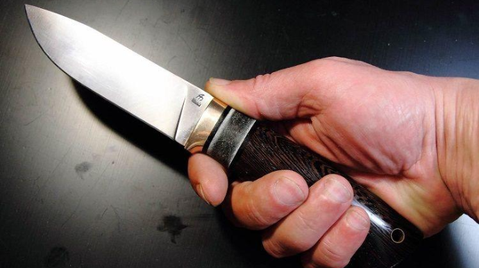 Bakıda kişi səs-küy saldığı üçün qonşusu tərəfindən bıçaqlanıb