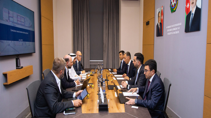 “Abu Dhabi Ports Group” şirkəti ilə əməkdaşlıq imkanları müzakirə edilib