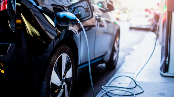 Elektromobillərin batareyaları ilə bağlı XƏBƏRDARLIQ - VİDEO 