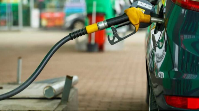 Altı YDM şəbəkəsi 936 milyon cərimələndi -  Yanacağın ... 