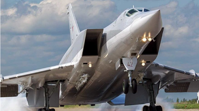 Rusiyanın bombardmançı təyyarəsi YANDI - FOTO