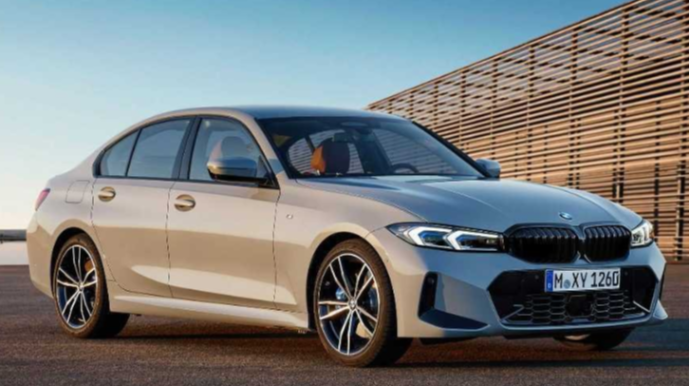 Yenilənmiş "BMW 3 Series" iri “burunlara” sahib olmasa da, yeni salonu əldə edib 