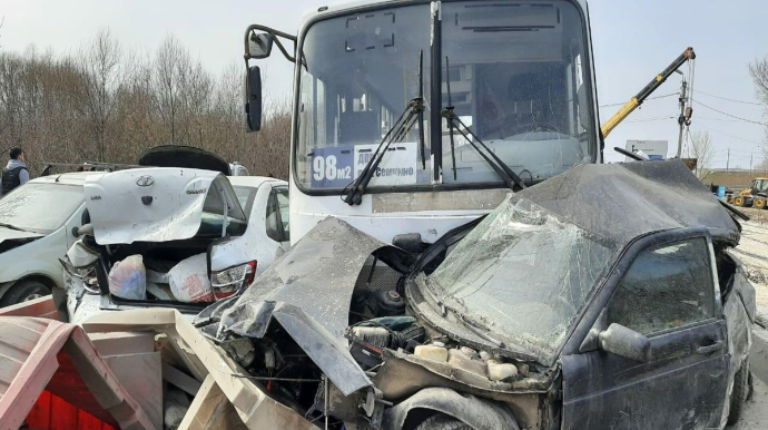 Dağıstanda avtobusla minik avtomobili toqquşdu, 9 nəfər öldü 