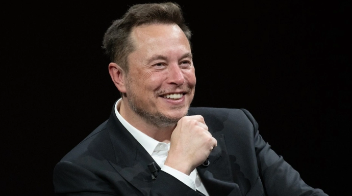 "Tesla"nın investorları Maska trilyon dollar ödəyəcəklər