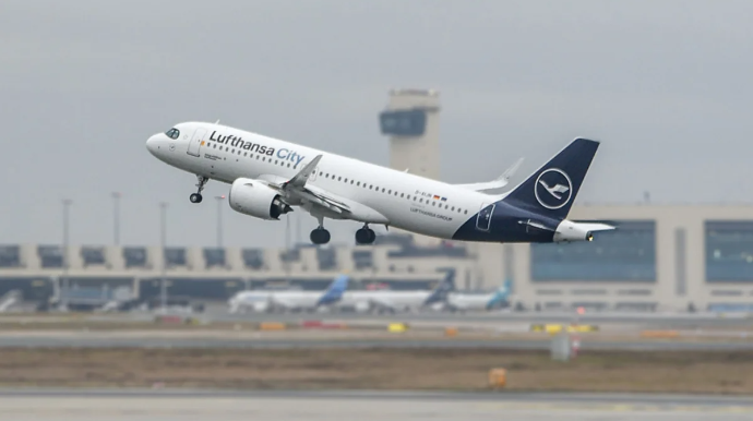 "Lufthansa" İrana uçuşları bərpa etməyə hazırdır 