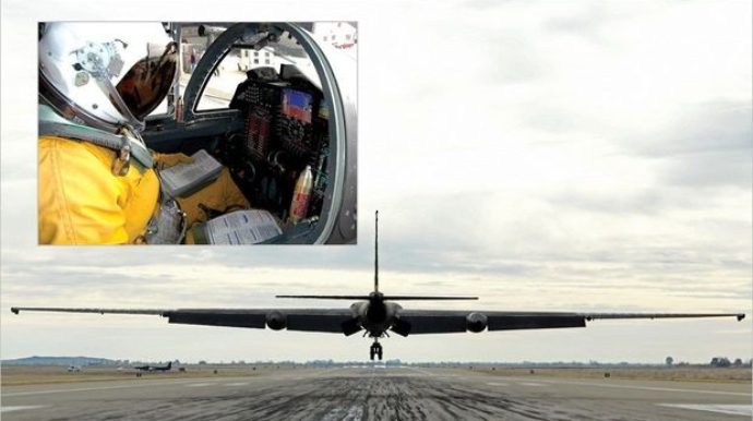 Искусственный интеллект впервые заменил второго пилота на самолете ВВС США  - ФОТО