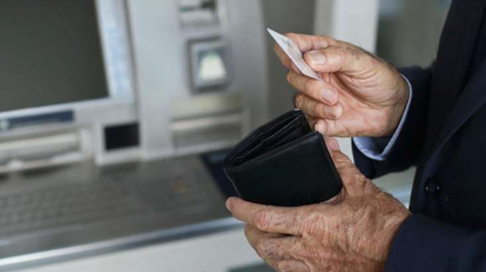 Bu şəxslər daha tez pensiya alacaqlar 