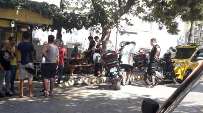 Taksi sürücüsü gənc qıza intim mesajlar göndərdi, qızın qardaşı gördü