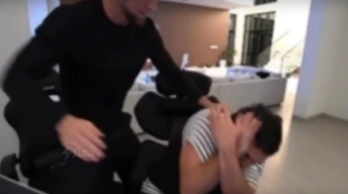 Çurçayev azərbaycanlı bloqeri canlı yayımda döydü