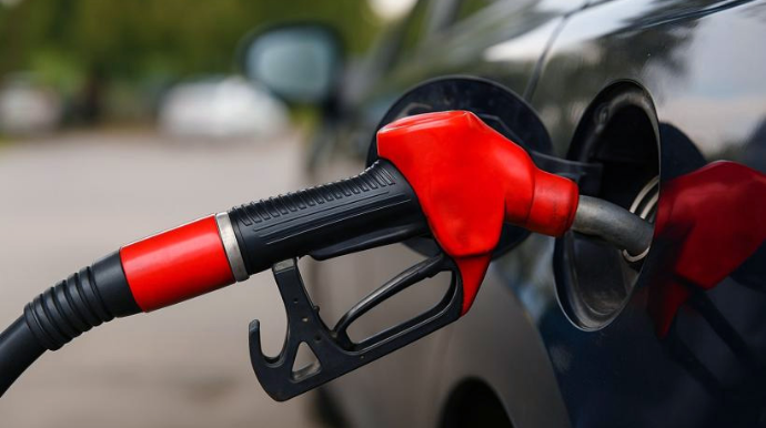 Azərbaycanda avtomobil benzini istehsalının həcmi artıb 