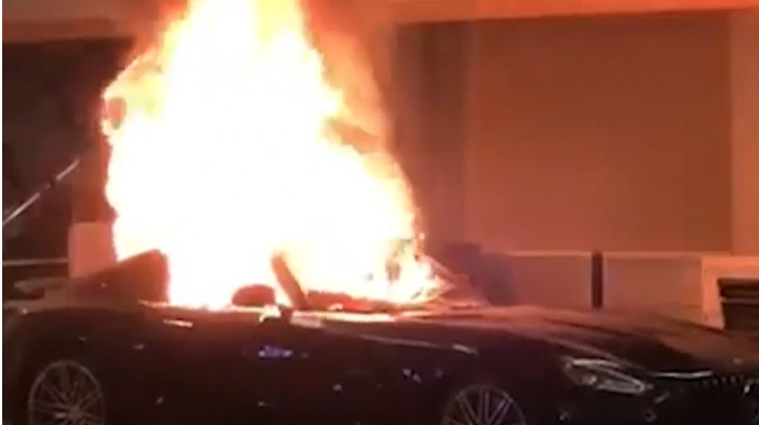 ABŞ-da etirazlar böyüyür: milyonluq maşınlar yandırıldı   - VİDEO