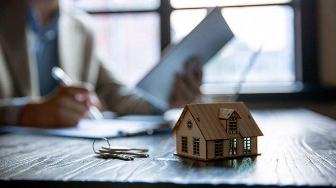 Ev almaq, yoxsa tikdirmək sərfəlidir? - VİDEO 