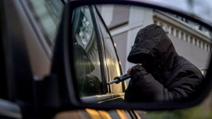 Bərdə və Sumqayıtda avtomobillər qaçırılıb 