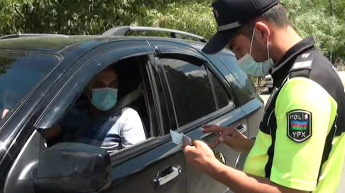 МВД Азербайджана внесло ясность в вопрос ношения масок в автомобиле