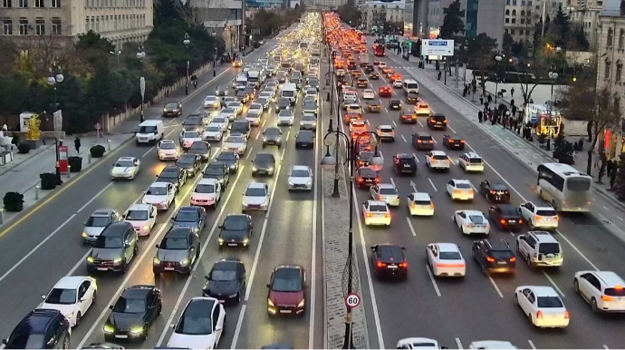Bakının 23 küçəsində tıxac var - SİYAHI 