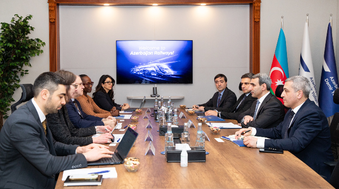 Всемирный банк заинтересован в расширении сотрудничества с АЖД - ФОТО