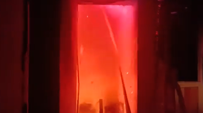 Xırdalanda ev yandı - VİDEO