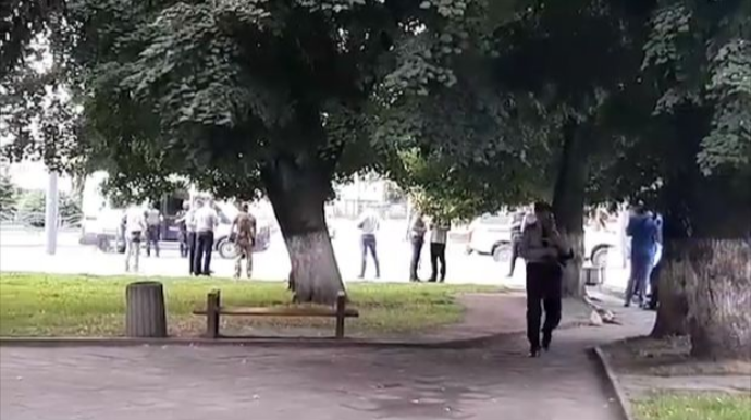 Ukraynada insanları girov götürən şəxsin kimliyi məlum olub - YENİLƏNİB +VİDEO 