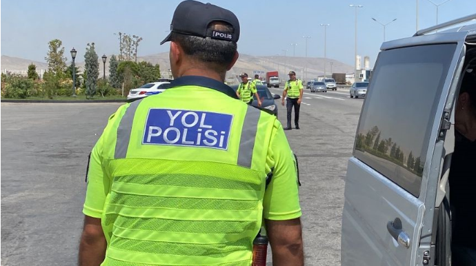 Sürücü yol polisindən şikayətçidir:  "Hüquqlarım pozulub" - DYP-dən AÇIQLAMA 