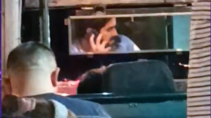 "Allah ümidinə" qalan 55 saylı marşrut -  “Sürücü telefonla danışır, üstəlik avtobus yararsız haldadır” - VİDEO 