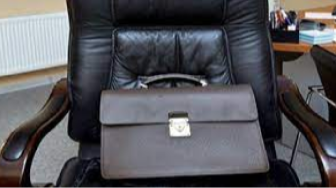 Nazir müavininin oğlu rəis vəzifəsindən AZAD EDİLDİ    - FOTO