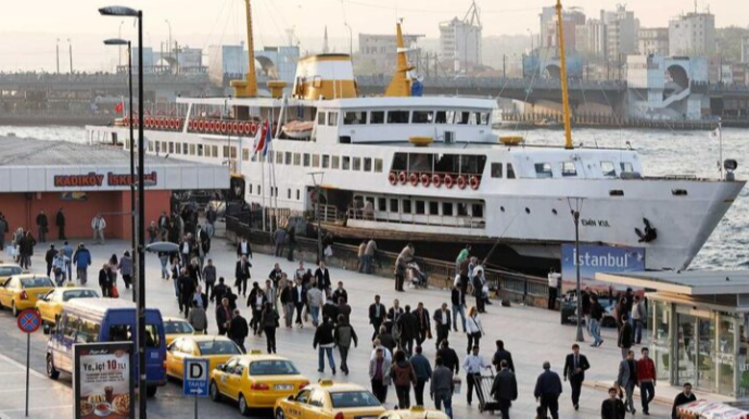 Türkiyədə taksi sürücüləri ruslara etiraz edir - FOTO 