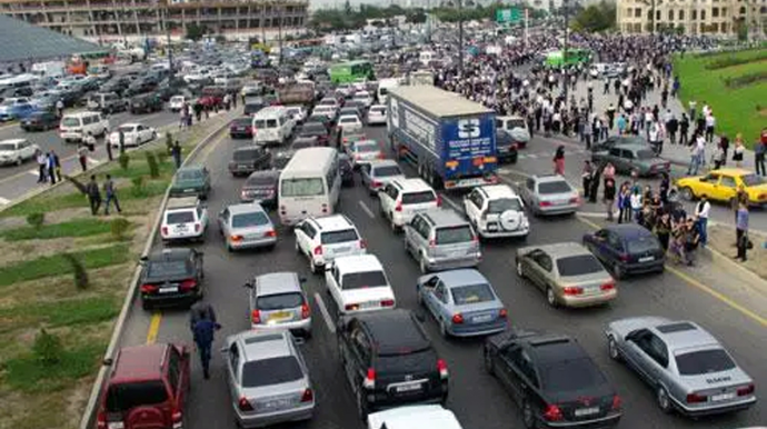 Bakıda tıxacın həlli yolu nədir? - AÇIQLAMA - FOTOLAR 