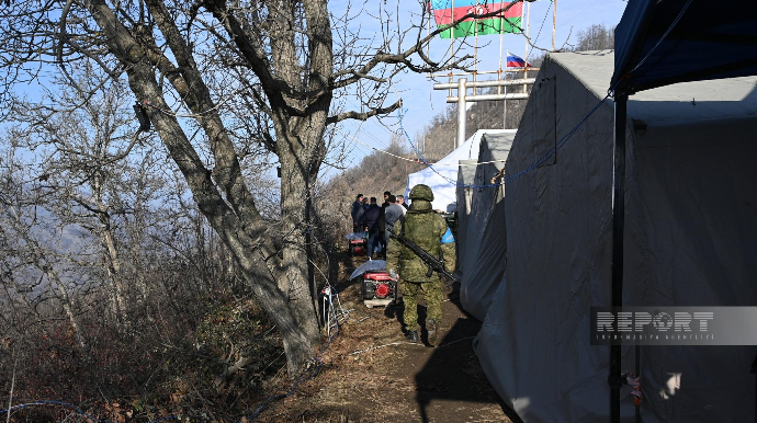 Rusiya sülhməramlıları Xankəndi-Laçın yolunda sərbəst hərəkət edə bilirlər  - FOTO