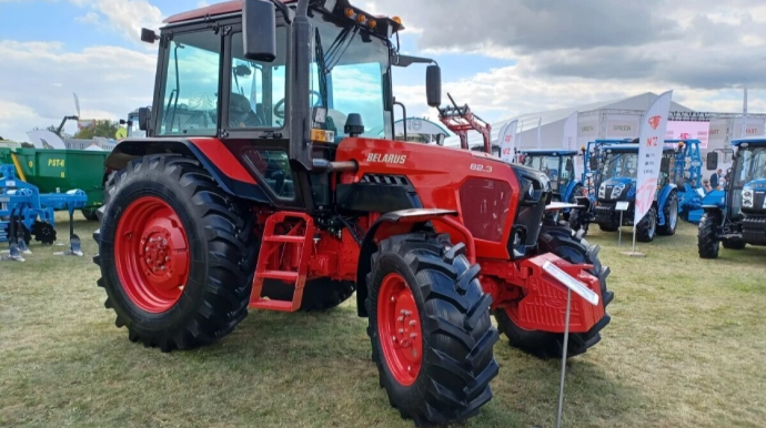 Bu ölkədə “Belarus”  traktorlarına qadağa qoyuldu