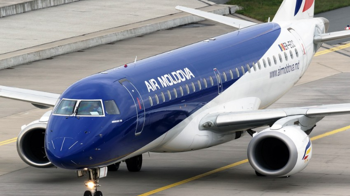 “Air Moldova” aviaşirkəti uçuşlara tətbiq edilən fasiləni uzadıb 