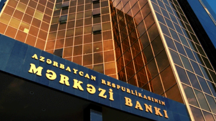 Azərbaycan Mərkəzi Bankının departament rəhbəri işdən çıxdı 