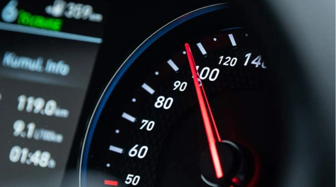 Çində avtomobillərin sürətlənmə vaxtı məhdudlaşdırılacaq 