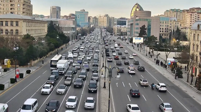 Bakının 20 küçəsində tıxac var - SİYAHI