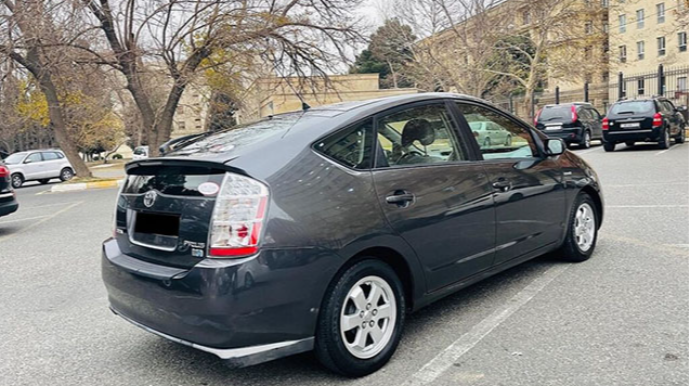 “Prius” ağır qəza törətdi, 9 yaşlı uşaq öldü 