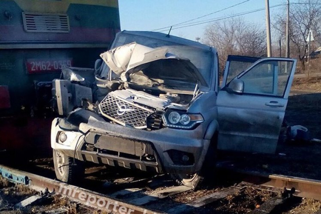 Mekiskada qatar avtomobilə çırpıldı: 3 nəfər öldü