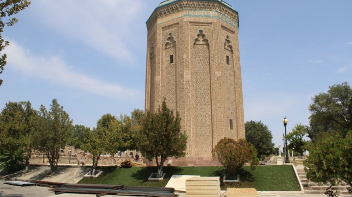 Möminə xatun türbəsinin bərpasına başlanıldı