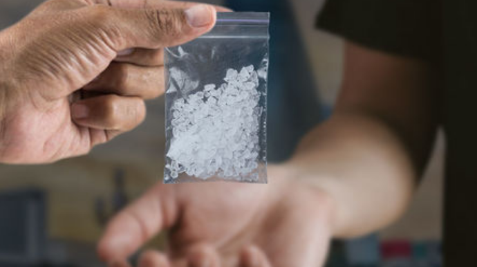 Məktəbdə şagirdlərə narkotik vasitə təklif edilir? - DİN-dən REAKSİYA