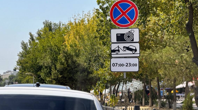 “Dayanmaq qadağandır” nişanının təsir zonasında qanuni parklama  