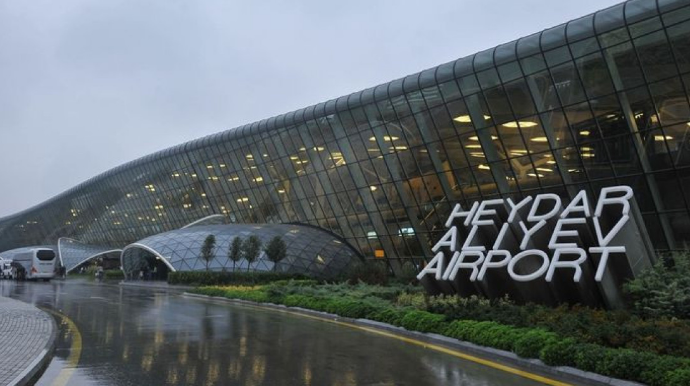 Azərbaycan aeroportlarında sərnişin axını 4 dəfədən çox artıb 